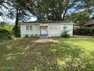 1857 Westover Street, Jackson, MS 39209