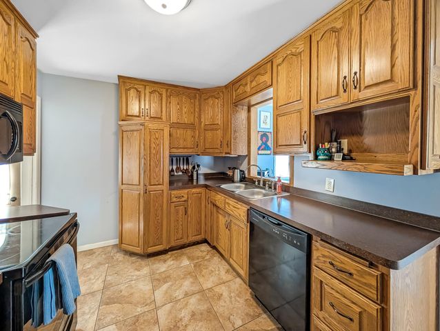 5004 5th Street NE, Columbia Heights, MN 55421