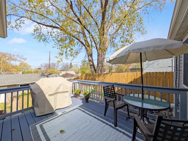 5004 5th Street NE, Columbia Heights, MN 55421