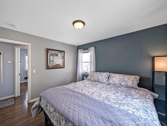 5004 5th Street NE, Columbia Heights, MN 55421
