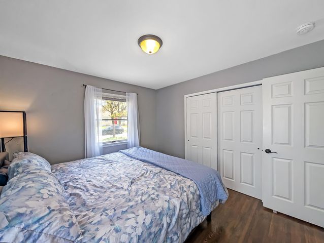 5004 5th Street NE, Columbia Heights, MN 55421