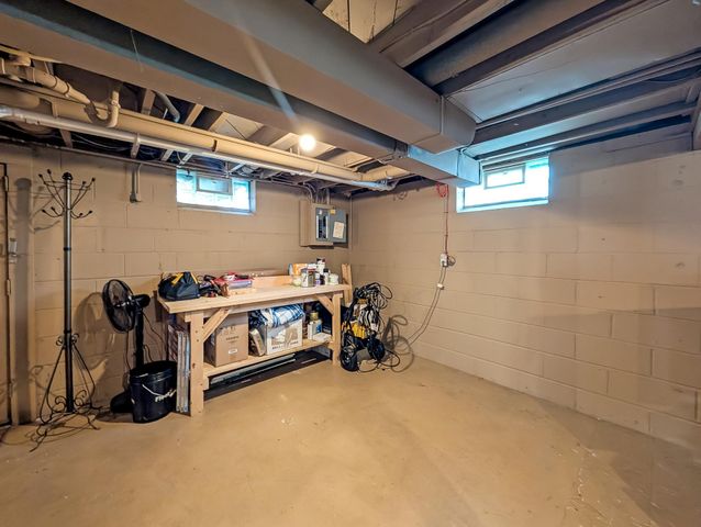 5004 5th Street NE, Columbia Heights, MN 55421