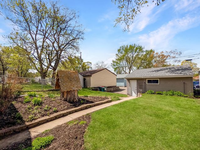 5004 5th Street NE, Columbia Heights, MN 55421