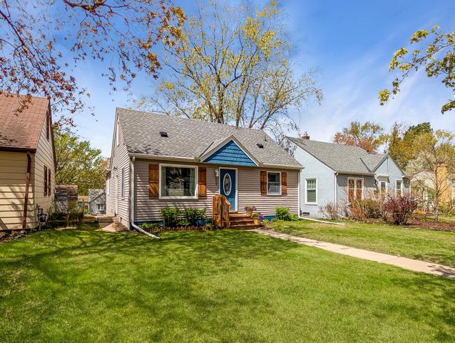 5004 5th Street NE, Columbia Heights, MN 55421