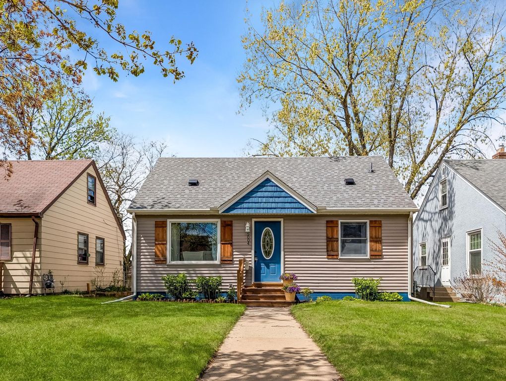 5004 5th Street NE, Columbia Heights, MN 55421