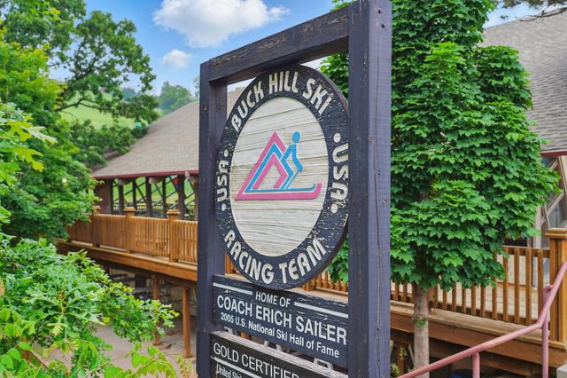 1110 Annagaire Curve, Rosemount, MN 55068