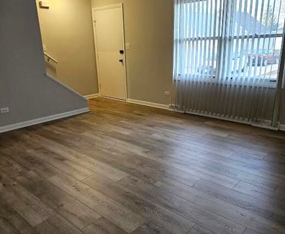914 Hillside Avenue 1, Antioch, IL 60002