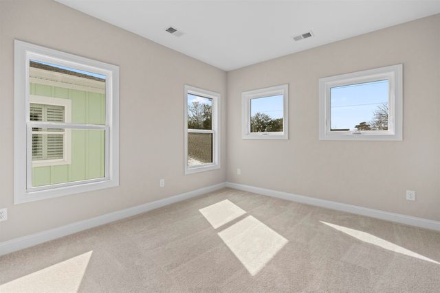 522 6th Ave. S, North Myrtle Beach, SC 29582