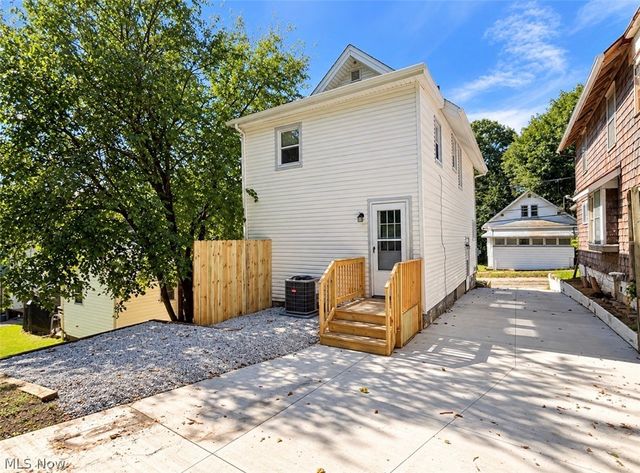 847 Keeney Street, Akron, OH 44310