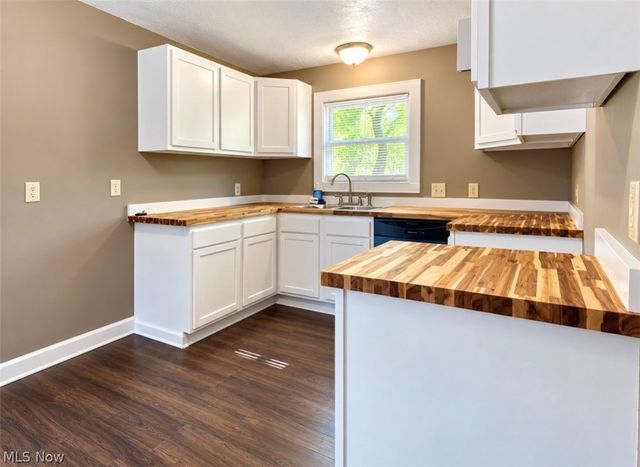 847 Keeney Street, Akron, OH 44310