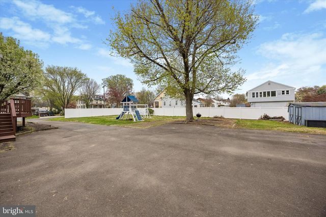 917 BELLEVUE AVE, Penndel, PA 19047