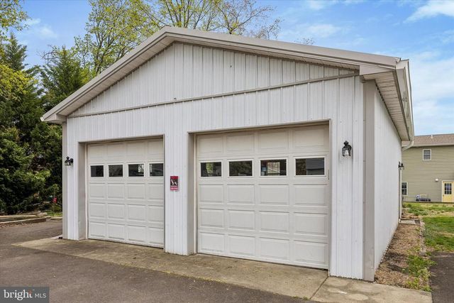 917 BELLEVUE AVE, Penndel, PA 19047