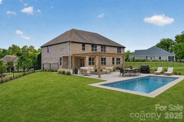 726 Lingfield Lane, Waxhaw, NC 28173