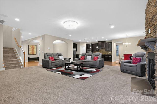 726 Lingfield Lane, Waxhaw, NC 28173