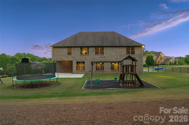 726 Lingfield Lane, Waxhaw, NC 28173