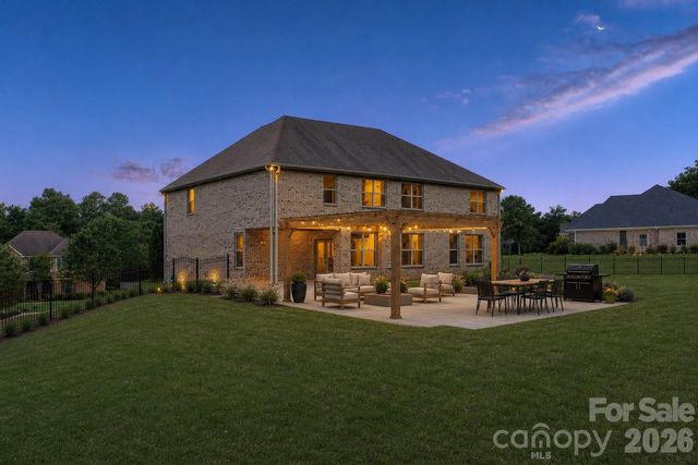 726 Lingfield Lane, Waxhaw, NC 28173