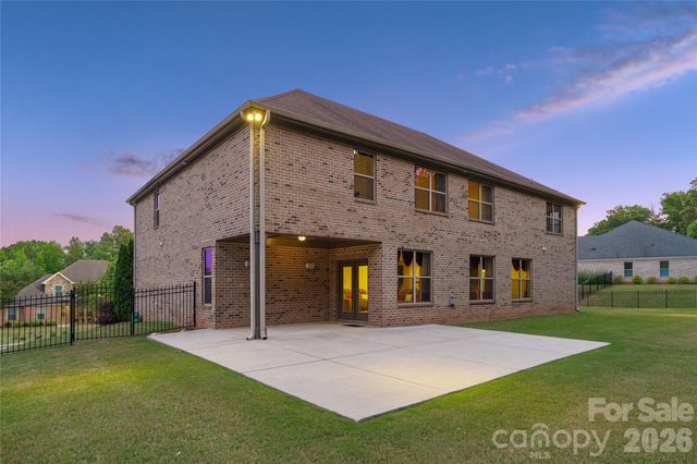 726 Lingfield Lane, Waxhaw, NC 28173