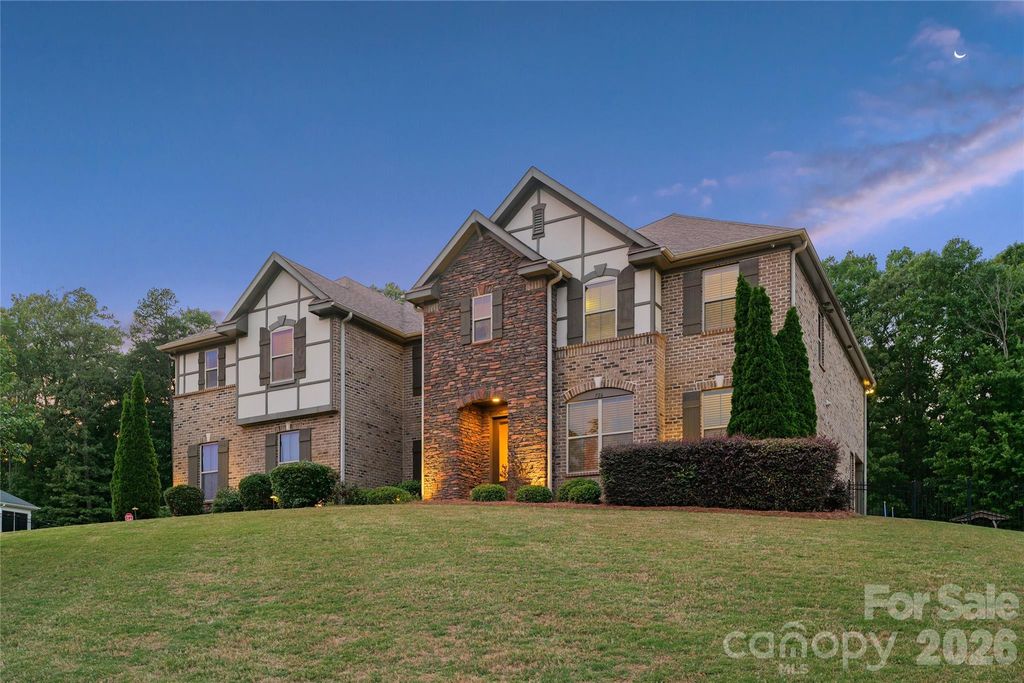 726 Lingfield Lane, Waxhaw, NC 28173