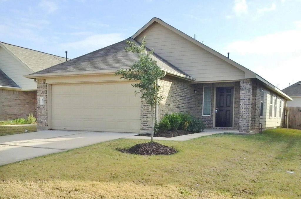 14459 Platzer Drive, Houston, TX 77045