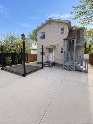 5032 Utopia Parkway, Fresh Meadows, NY 11365