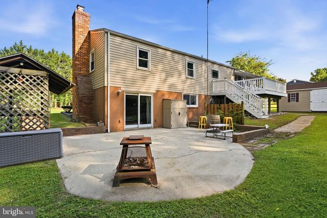 9330 BOYDS TURN RD, Owings, MD 20736