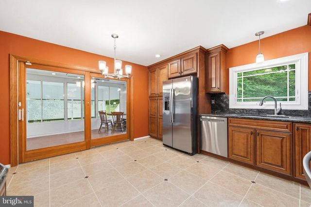 9330 BOYDS TURN RD, Owings, MD 20736