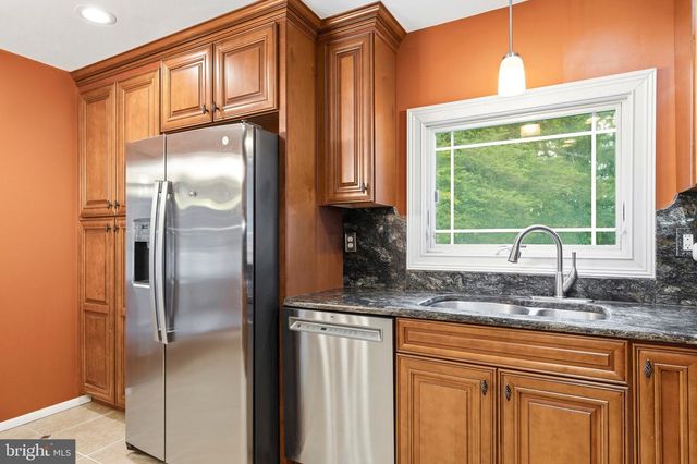 9330 BOYDS TURN RD, Owings, MD 20736