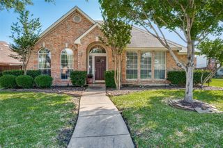 3741 Cottonwood Springs Drive, The Colony, TX 75056