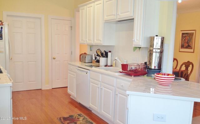 1009 N Sanderling Drive, Leland, NC 28451