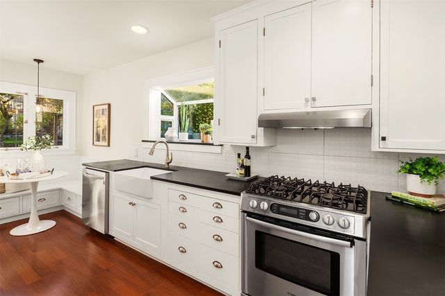 6250 28th Avenue NE, Seattle, WA 98115