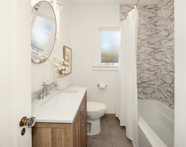 6250 28th Avenue NE, Seattle, WA 98115
