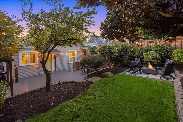 6250 28th Avenue NE, Seattle, WA 98115