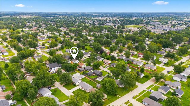 6523 Boxwood Ln NE, Cedar Rapids, IA 52402