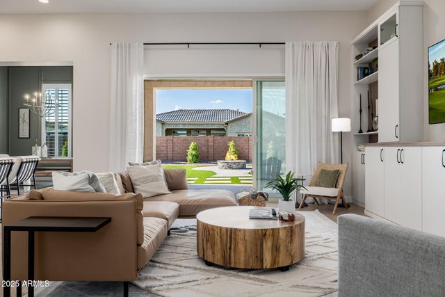 3814 W RUNNING DEER Trail, Phoenix, AZ 85083