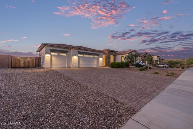 3814 W RUNNING DEER Trail, Phoenix, AZ 85083