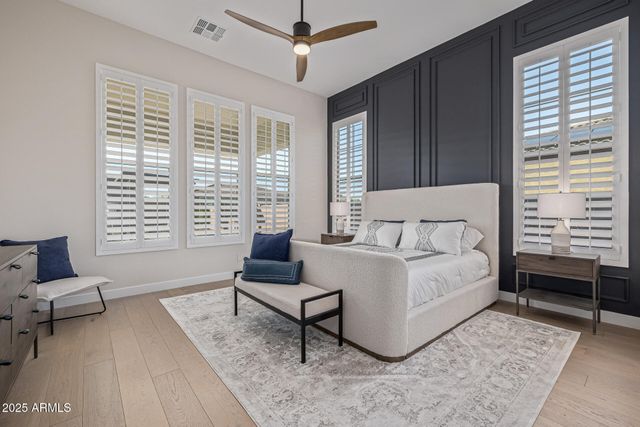 3814 W RUNNING DEER Trail, Phoenix, AZ 85083