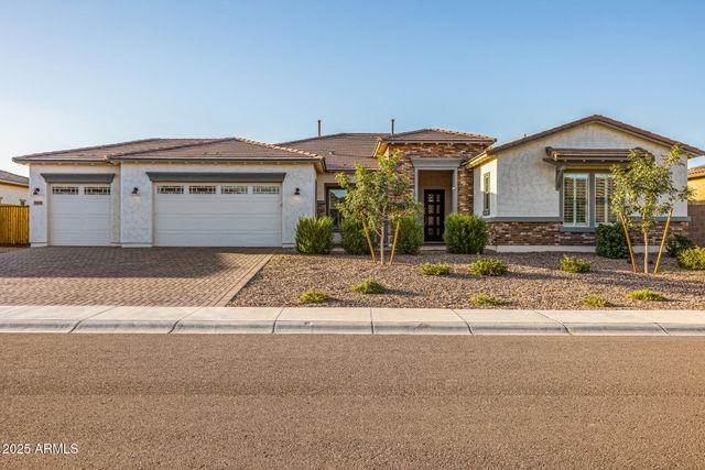 3814 W RUNNING DEER Trail, Phoenix, AZ 85083