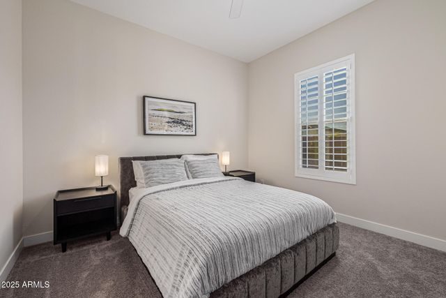 3814 W RUNNING DEER Trail, Phoenix, AZ 85083