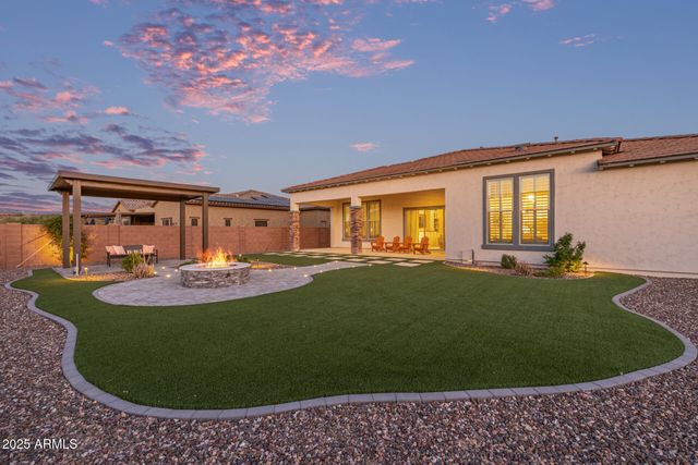 3814 W RUNNING DEER Trail, Phoenix, AZ 85083