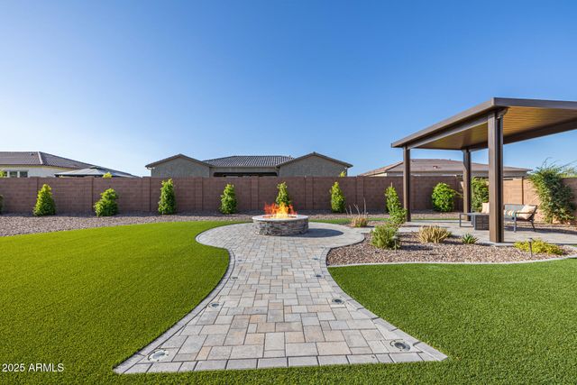 3814 W RUNNING DEER Trail, Phoenix, AZ 85083