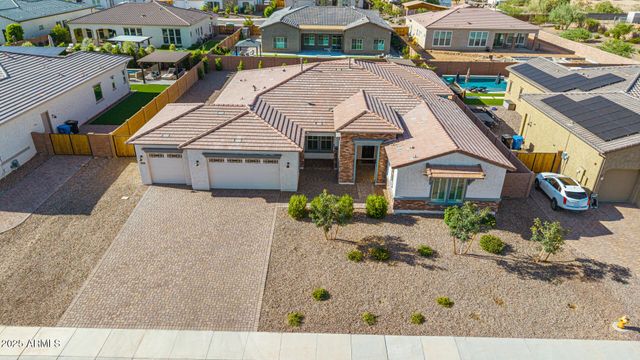 3814 W RUNNING DEER Trail, Phoenix, AZ 85083