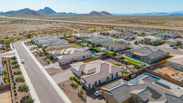 3814 W RUNNING DEER Trail, Phoenix, AZ 85083