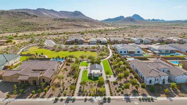 3814 W RUNNING DEER Trail, Phoenix, AZ 85083