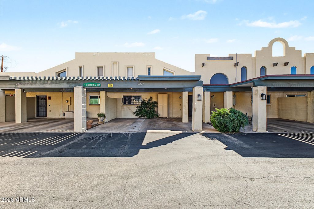 2229 E CATALINA Drive, Phoenix, AZ 85016 — exterior