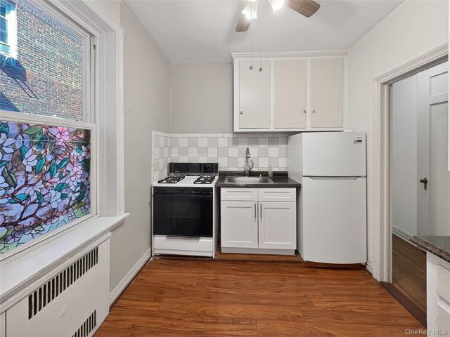 45 Kew Gardens Road 5N, Kew Gardens, NY 11415