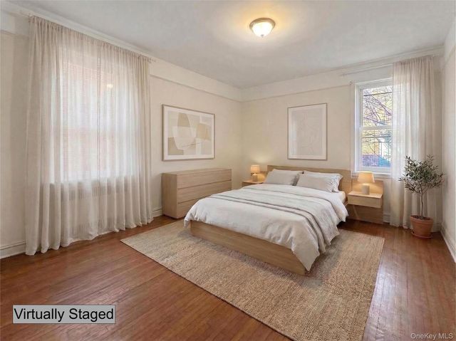 45 Kew Gardens Road 5N, Kew Gardens, NY 11415