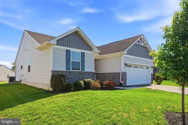 115 KOALA CIR, Martinsburg, WV 25403
