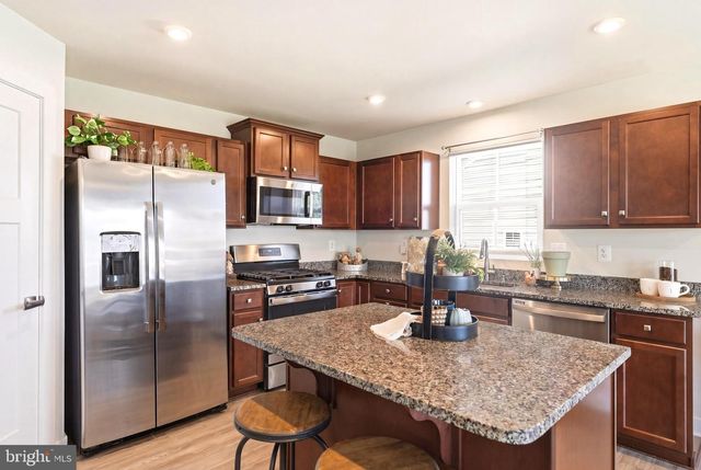 115 KOALA CIR, Martinsburg, WV 25403