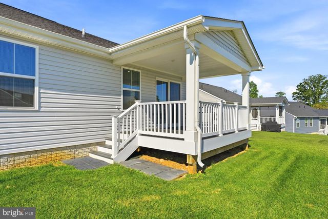 115 KOALA CIR, Martinsburg, WV 25403