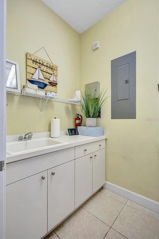 436 CANAL ROAD A, Sarasota, FL 34242